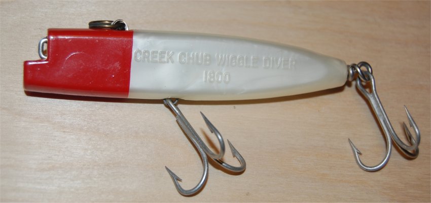 #712 Vintage Creek Chub Darter Fishing Lure Used Frog Color Good Lure 2  1/2 - La Paz County Sheriff's Office Dedicated to Service