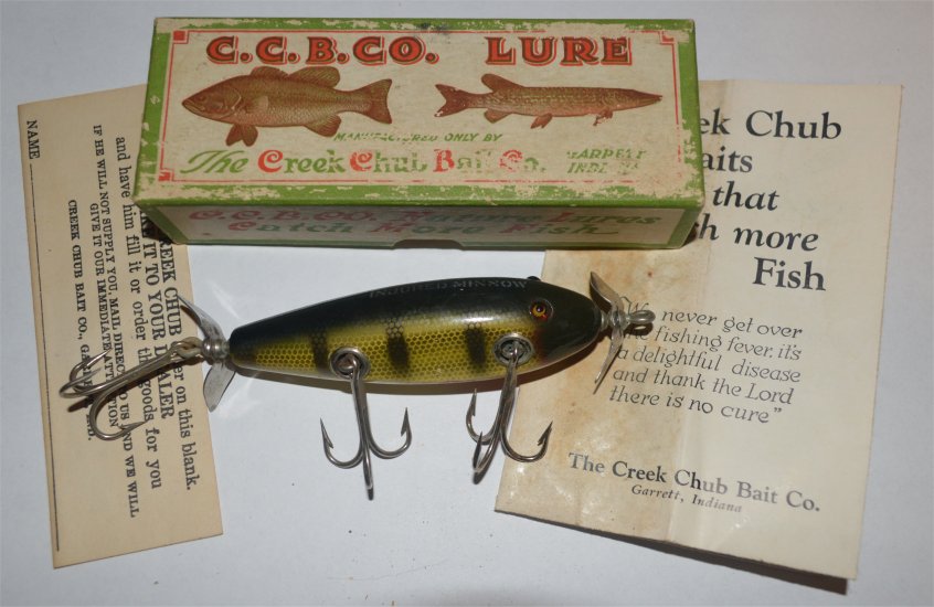 Antique Wooden Fishing Lure With Glass Eyes, Creek Chub Bait Company Injured  Minnow 1501, Pearch-scale Pattern 